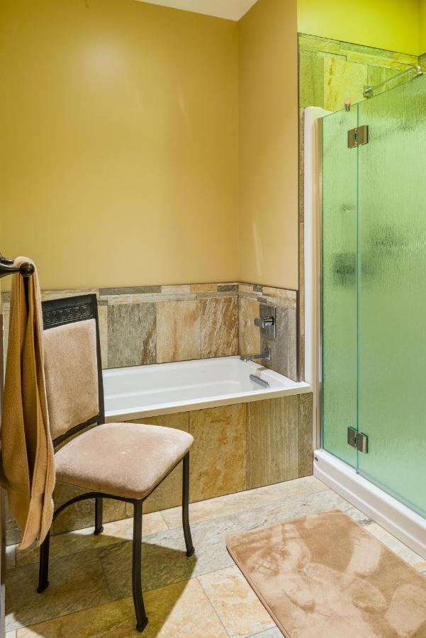 Kootenay Wild Guest 3* Nelson